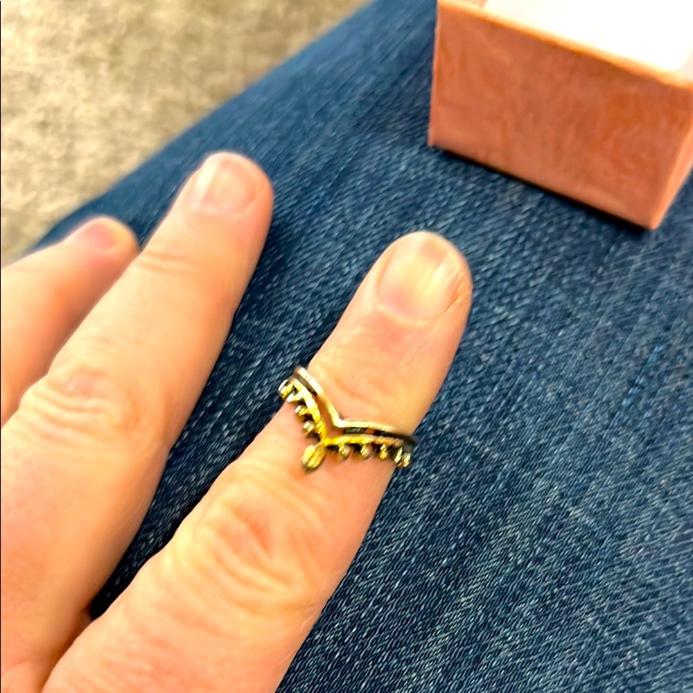 New, Gold & Silver Toned Chevron Ring